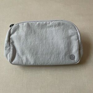 Everywhere Belt Bag Ripstop - Silver Drop
